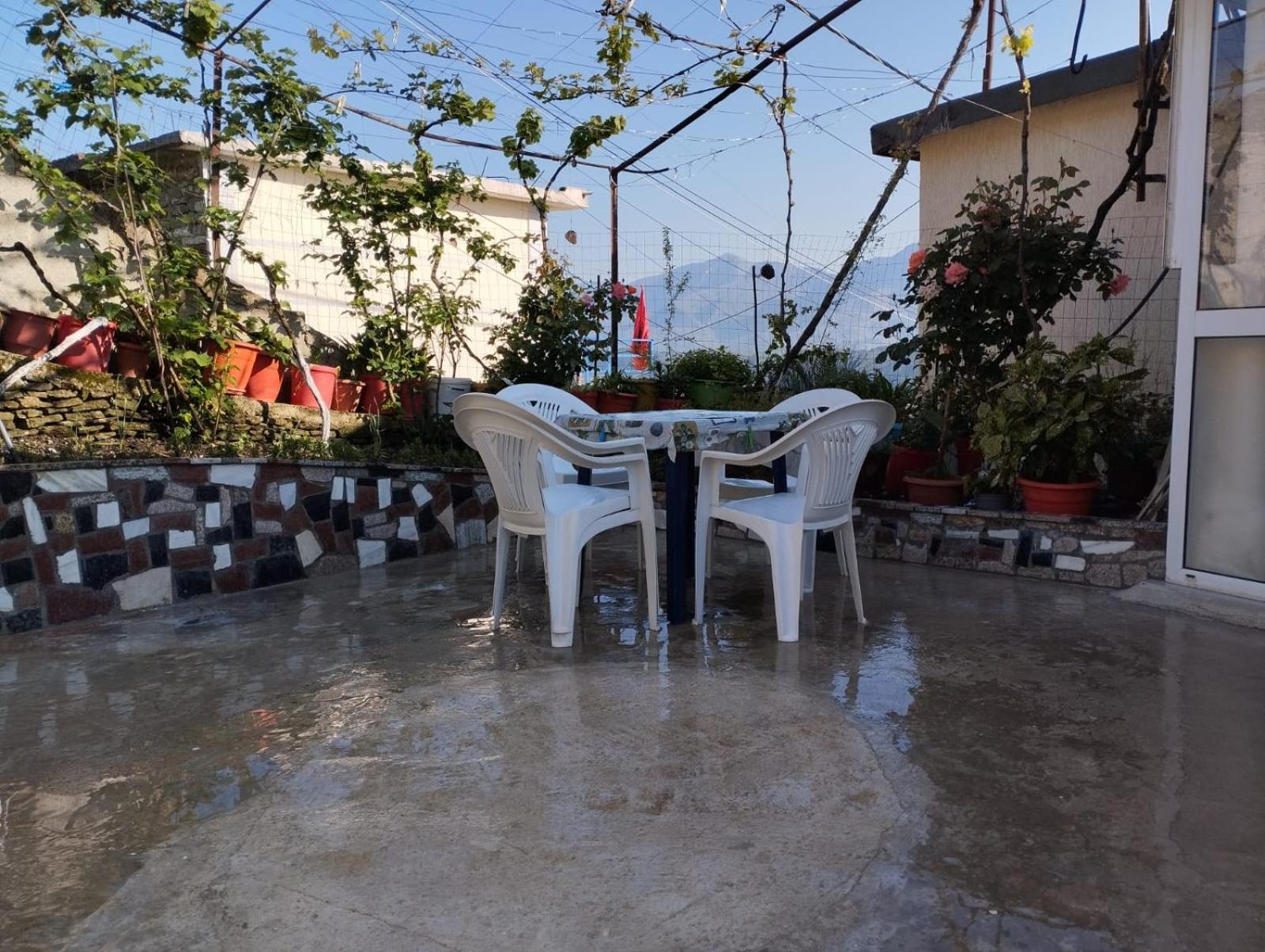 Rondo Guesthouse Gjirokastër Exterior foto